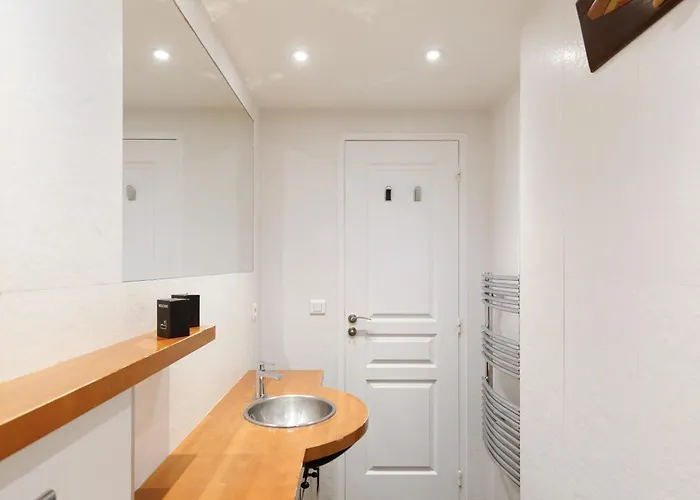 Du Sud 4 Yourhosthelper * كان